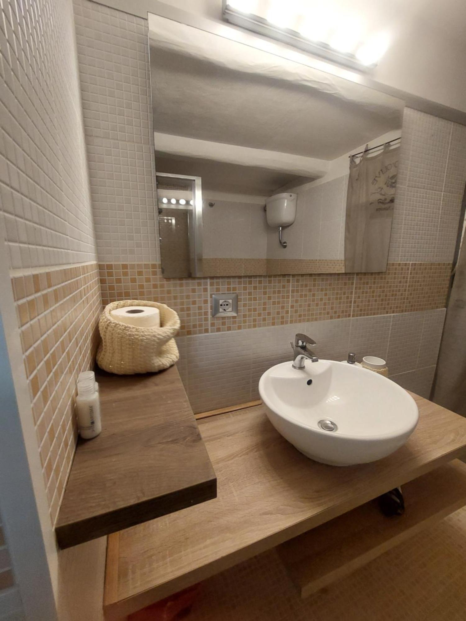 Be Blu Apartment เนเปิลส์ ภายนอก รูปภาพ